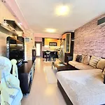 アパート Aquapark 2bd For Family *