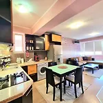 Aquapark 2bd For Family サニービーチ