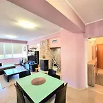 アパート Aquapark 2bd For Family サニービーチ