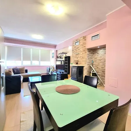 Aquapark 2bd For Family סאני ביץ'