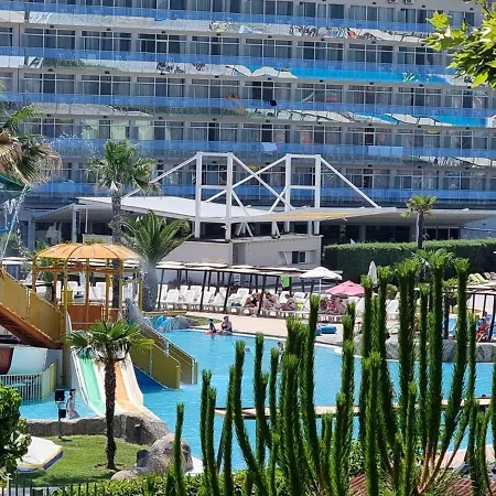 Aquapark 2bd For Family דירה סאני ביץ'